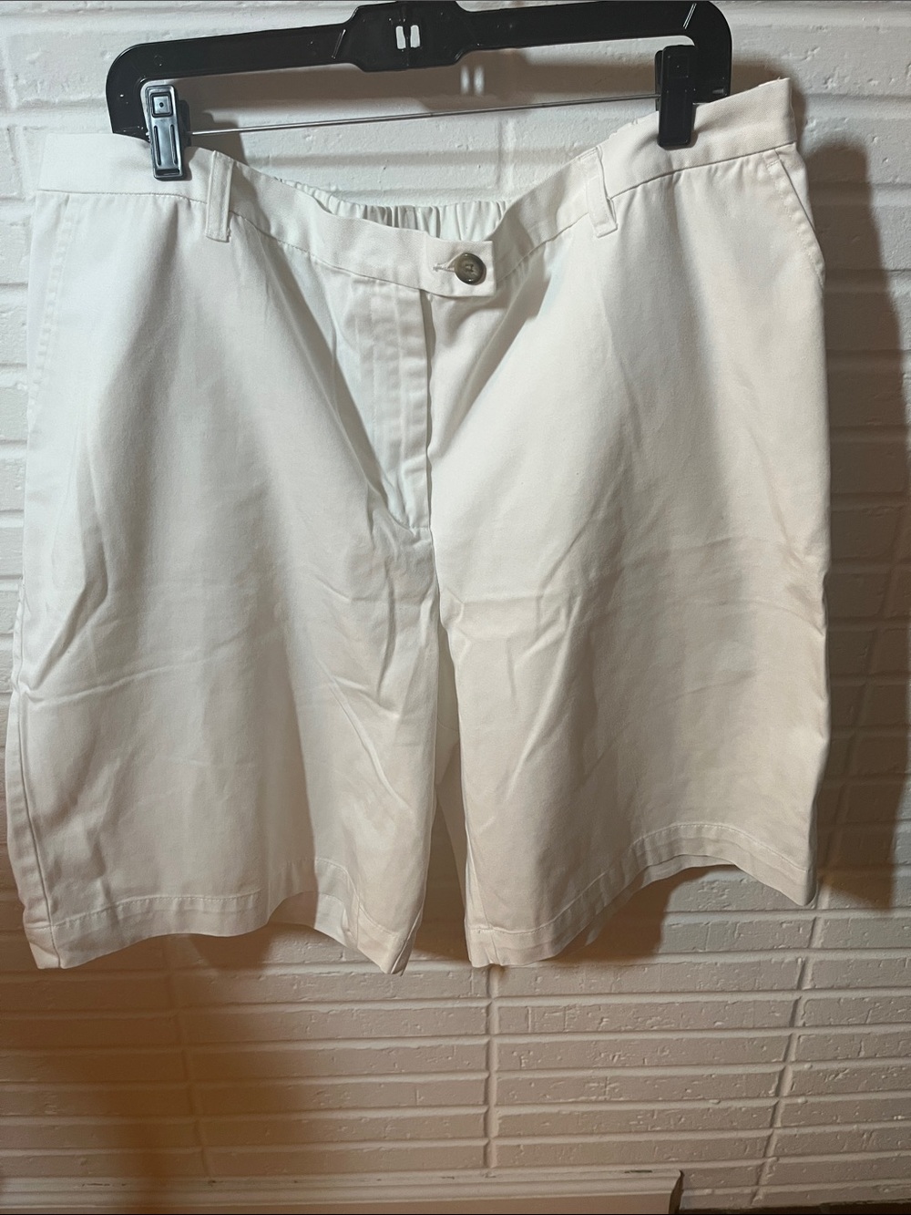 Women’s White Bermuda Shorts — Classic Tailored Fit